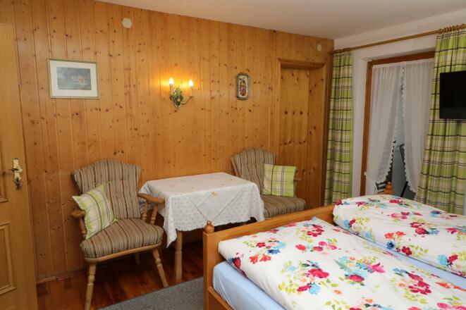 Doppelzimmer Bad/Balkon