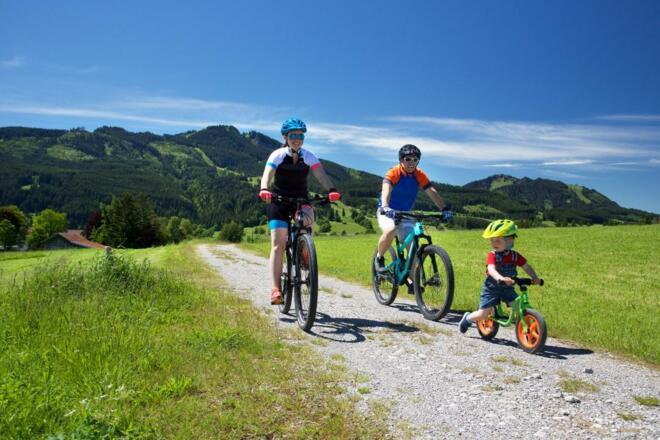 Radfahren mit Kindern ist bei uns ideal