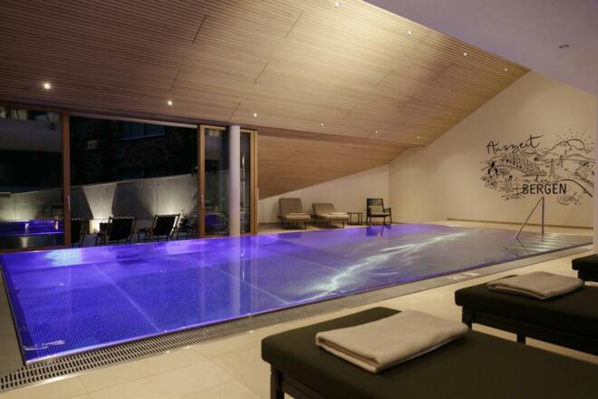 Abendstimmung im Hallenbad