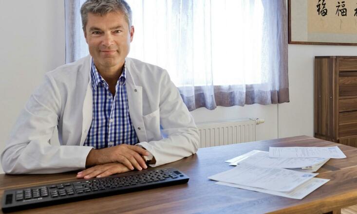 Dr. Moser