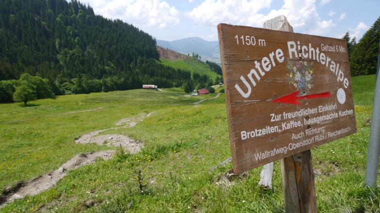 Wegweiser zur Unteren Richteralpe
