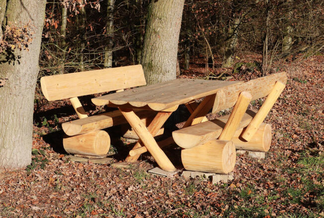 Sitzplatz am Bienenweg Velden