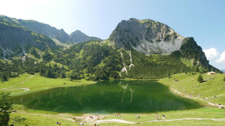Unterer Gaisalpsee unter dem Rubihorn