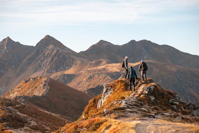 Gruppe Herbstwandern Sagtaler Spitzen