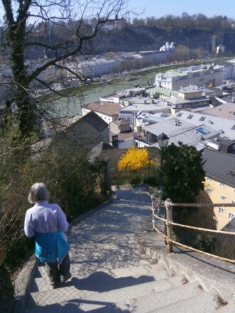 Abstieg in die Steingasse