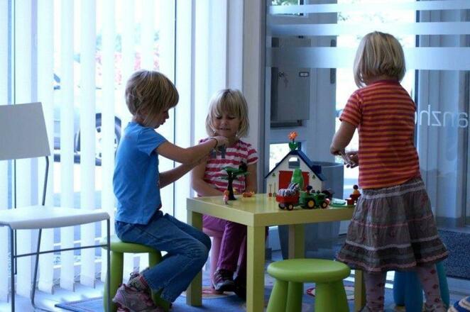 Kinderspielecke im Wartezimmer