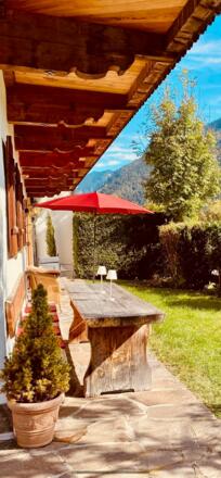 Terrasse Süden mit Bergblick