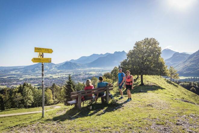 Ausblick von den drei Linden hinunter ins Inntal