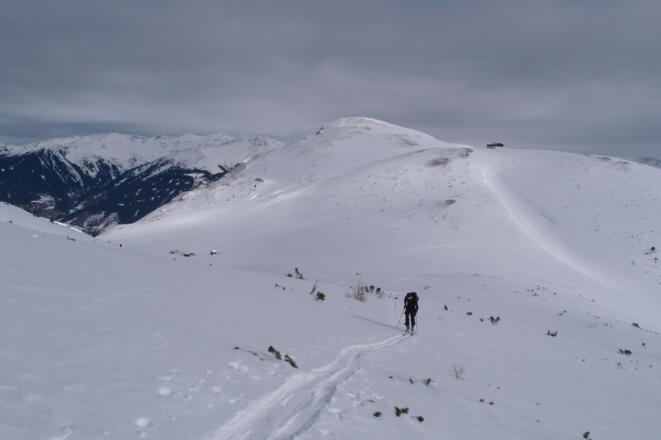 Am Sattel zwischen Blaser (hinten) und Peilspitze