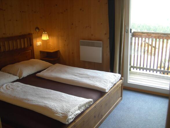 6 Schlafzimmer