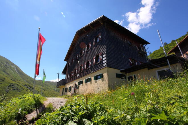 Tappenkarseehütte von vorne