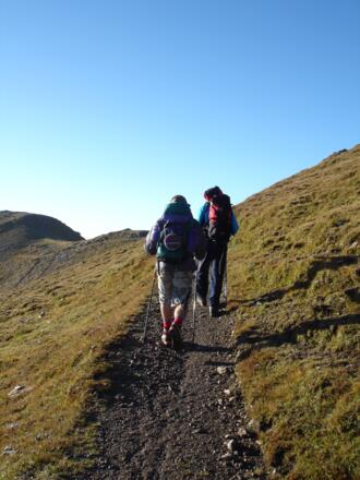 Unterwegs auf Wiesenhängen