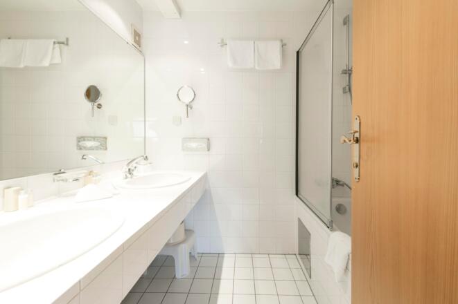 03 Sporthotel_Suites_Badezimmer
