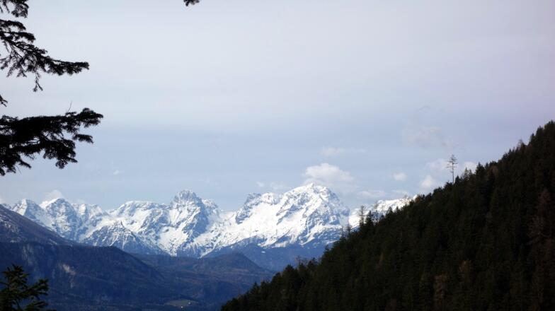 Spitzmauer und Gr. Priel 2515m beim Abstieg
