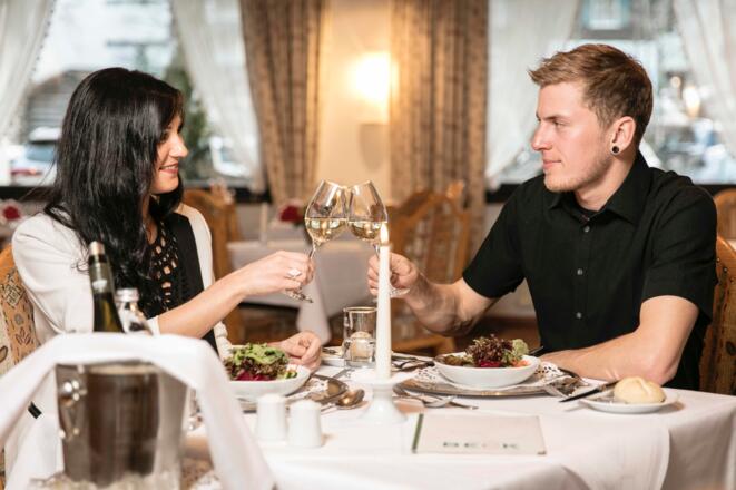 06 Sporthotel_Speisesaal_Abendessen