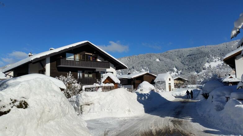 Unser Haus im Hochwinter