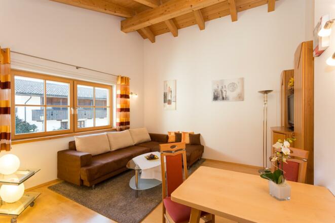 Wohnzimmer Ausziehcouch