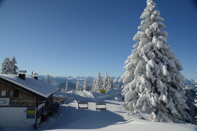 Tölzer Hütte am Brauneck im Winter