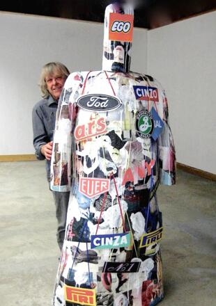 Rudolf Huber- Wilkoff  mit seinem Ego-Man