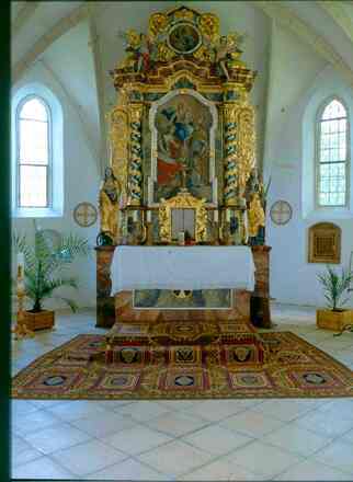 Akanthusaltar in der Kirche  Kleinmünchen