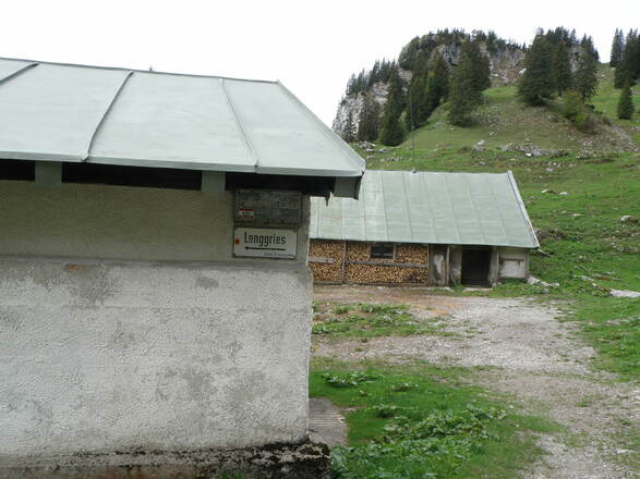 Hintere Scharnitzalm 1420 m