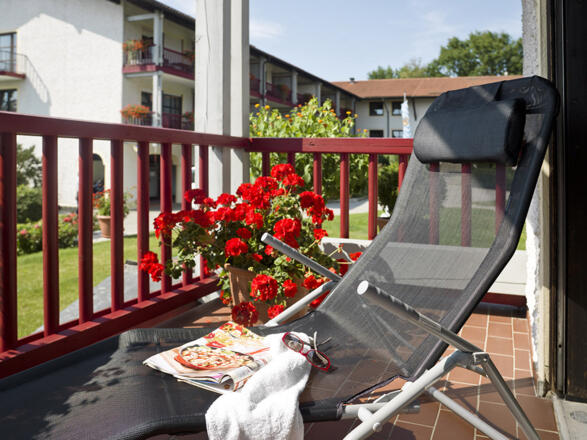 Blick vom Balkon ins Grüne