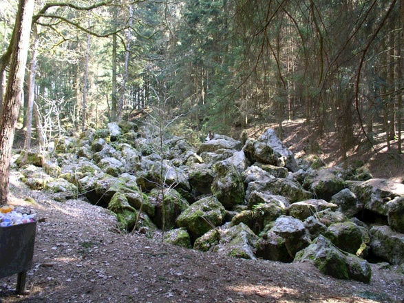 Geotop "Blockstrom Kaser Steinstuben"