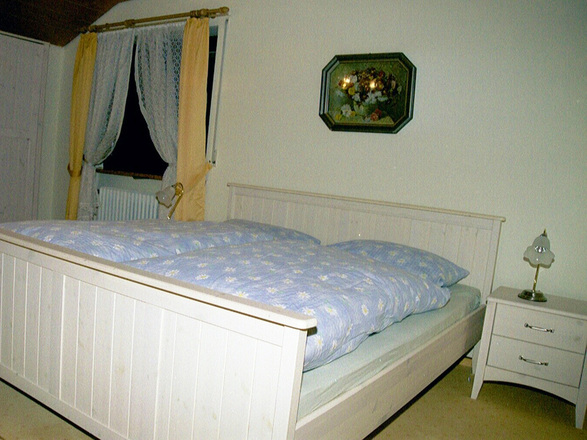 Schlafzimmer Wohnung oben