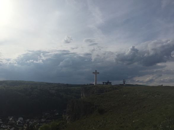 Kreuz am Schellenberg