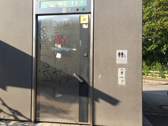 Rolli-WC S-Bahnhof Geltendorf (Euroschlüssel)