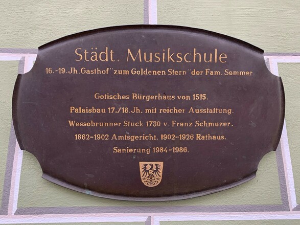 Gedenktafel an der Musikschule
