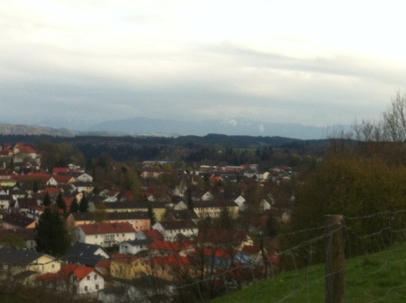 Von diesem Aussichtspunkt hat man ein traumhaftes Alpenpanorama