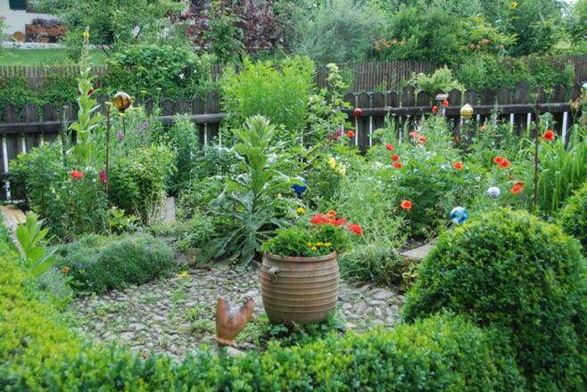 Privatgarten &quot;Freskenhof&quot;