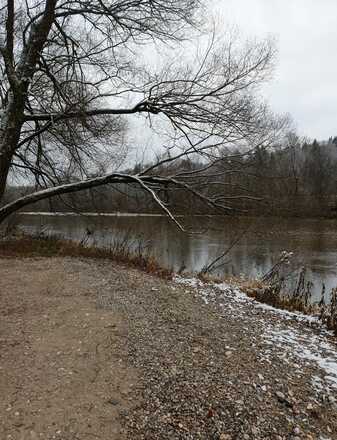 Weg entlang der Isar