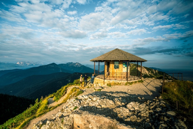 Gipfelpavillon auf dem Herzogstandgipfel