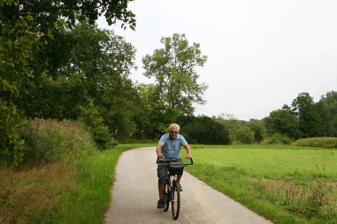 Rottalradweg bei Rackersbach.