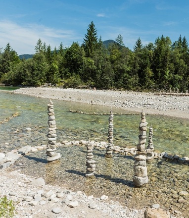 Stoamandl an der Isar