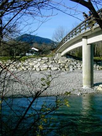 Isarsteg in Gaißach Obergries