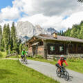 Mountainbiker am Hirschbichl bei der Tour rund um die Reiter Alm