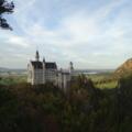 Blick auf Schloss Neuschwanstein von der Marienbrücke
