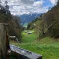 Brunnen Kapelle Hösljoch mit Ausblick