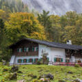 Berggaststätte Saletalm im Herbst