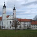 Das ehemalige Benediktinerkloster Irsee im Ostallgäu.
