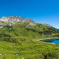 Wandern am Formarinsee in Vorarlberg