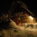 Romantische Winterabendstimmung auf der Grögernalm