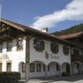 Rathaus und Tourist-Information in Wallgau