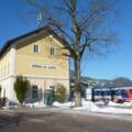 Grünau im Almtal Bahnhof im Winter