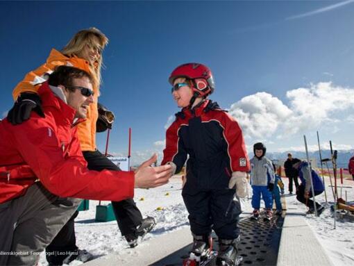 Kinder in der Skischule