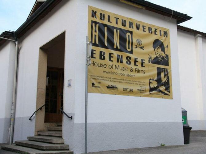 Eingang Kino