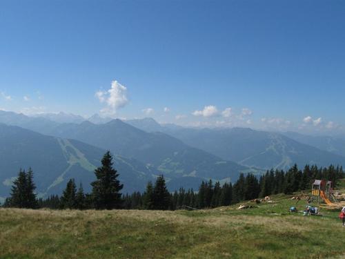 Die Schigebiete Radstadt und Flachau in der Salzburger Sportwelt